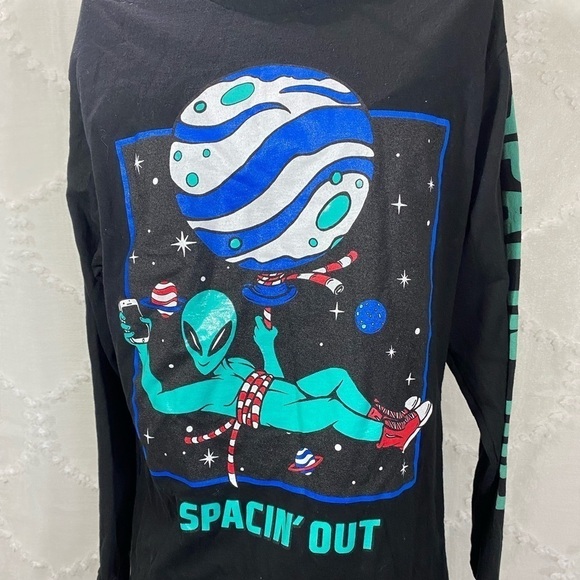 Eighty eight spacin out alien long sleeve size S - Picture 3 of 6